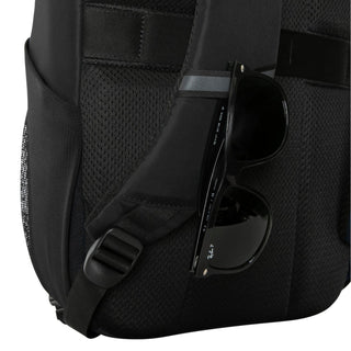 Mochila compacta Transpire™ de 15-16" 18 L